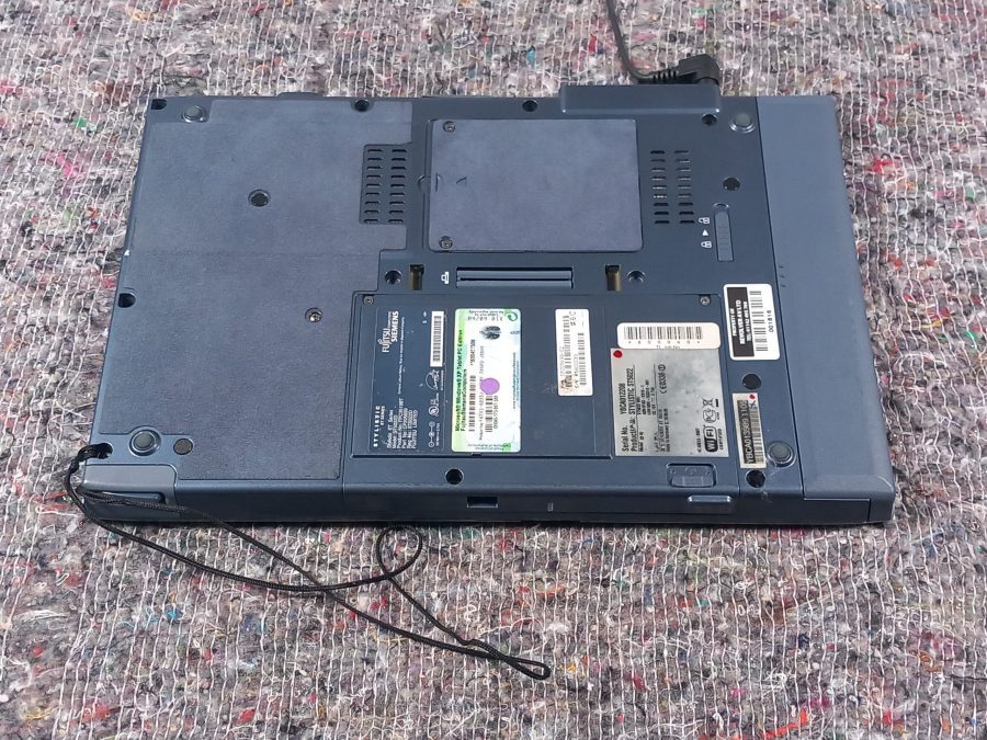 12" Fujitsu Siemens Stylistic ST5022 - Image 2