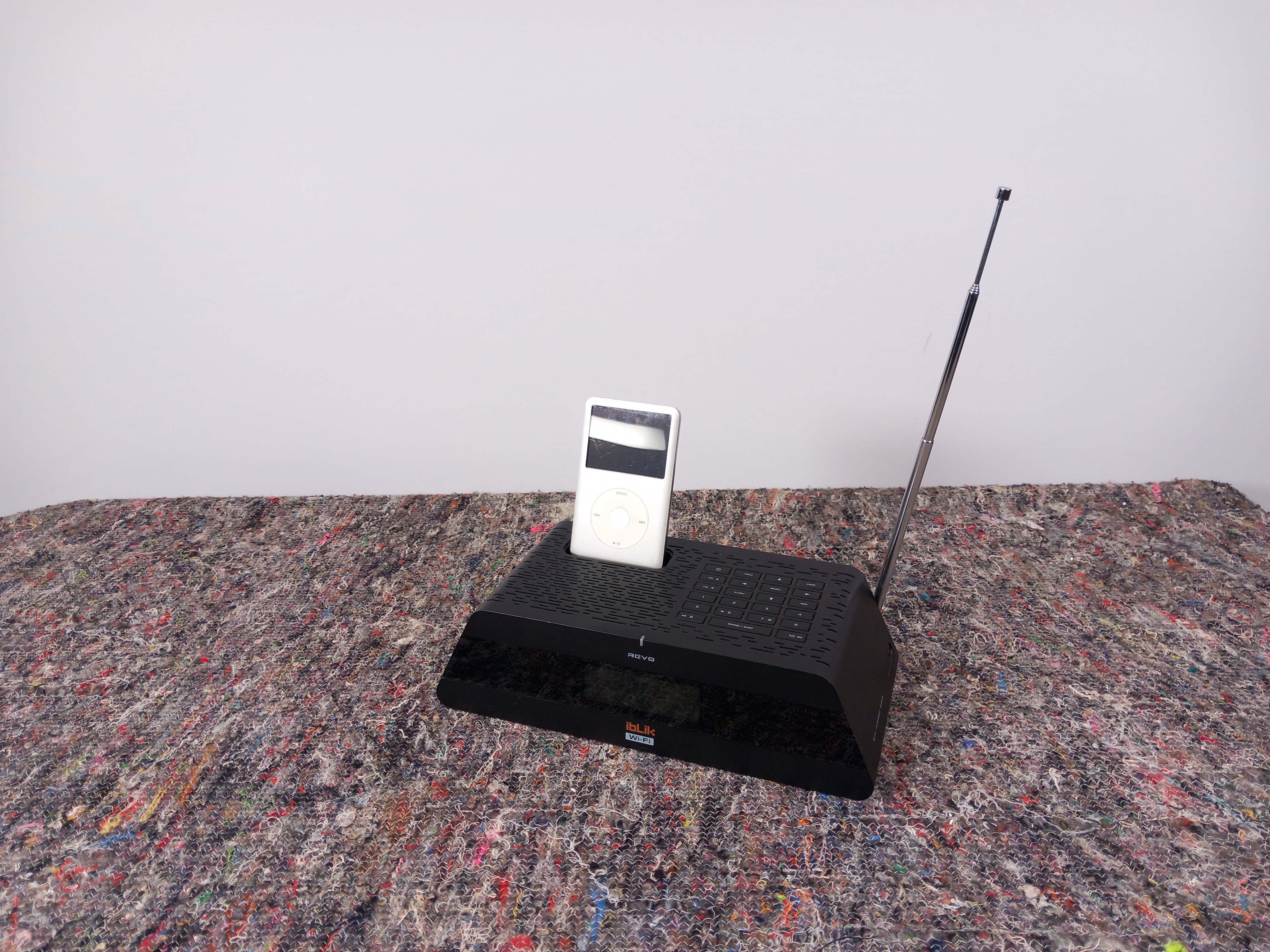 REVO iBlik WiFi Internet Radio
