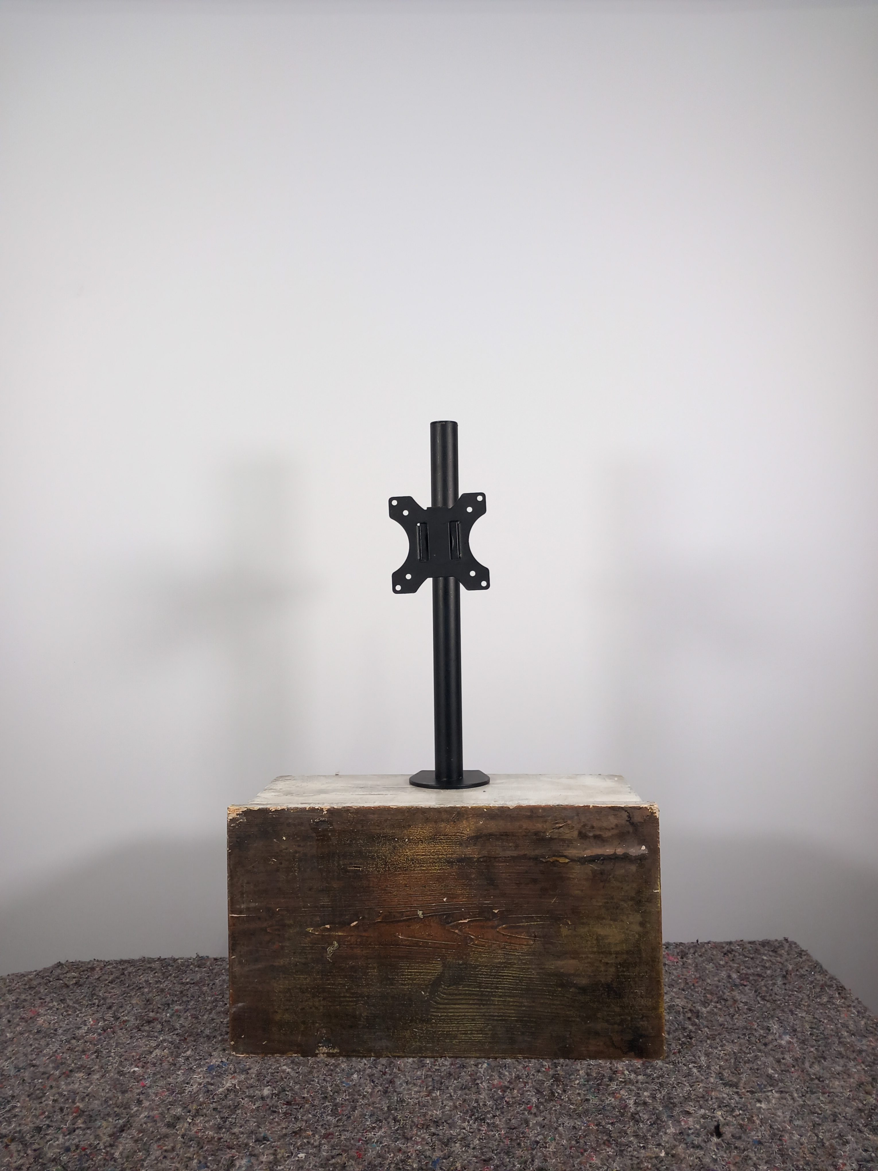 Single Monitor Pole Mount