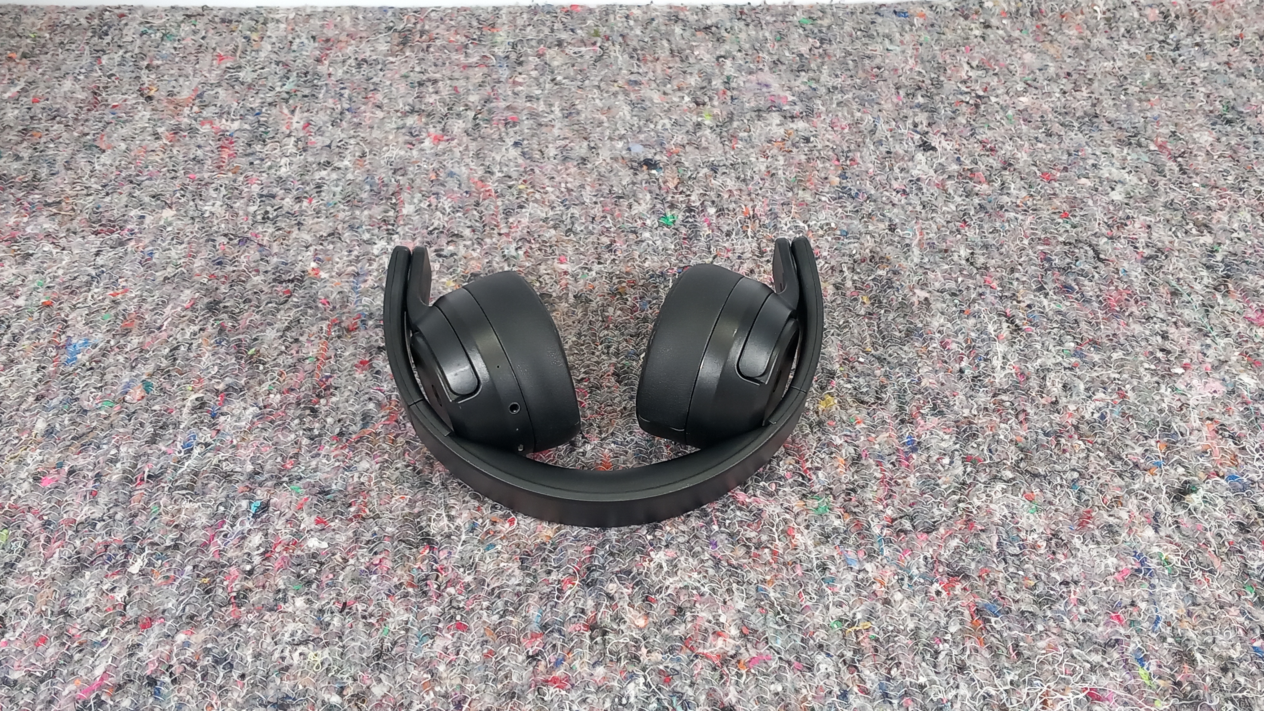 Mixx AX1 Wireless Bluetooth Headphones - Image 2